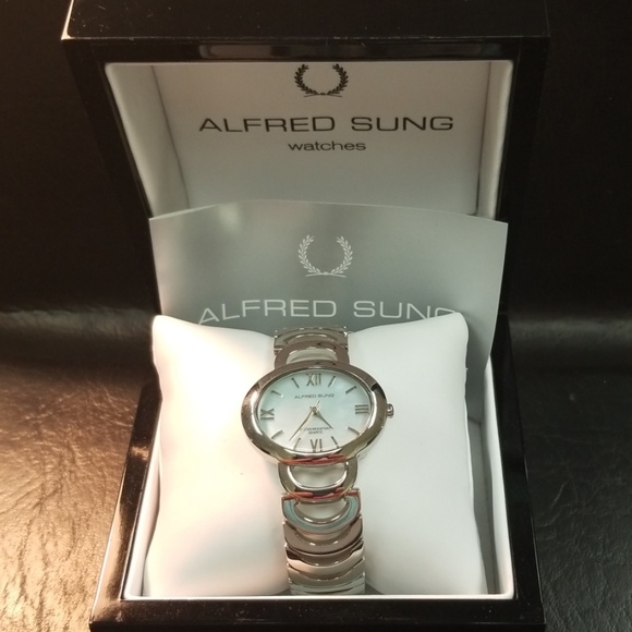 Mother of Peral silver watch